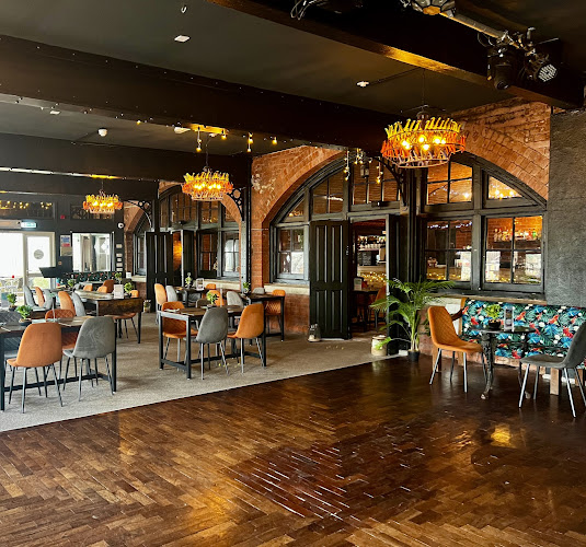 The Fort Inn Restaurant & Bar