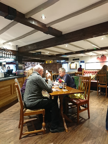 The Fox and Hounds — Crewe