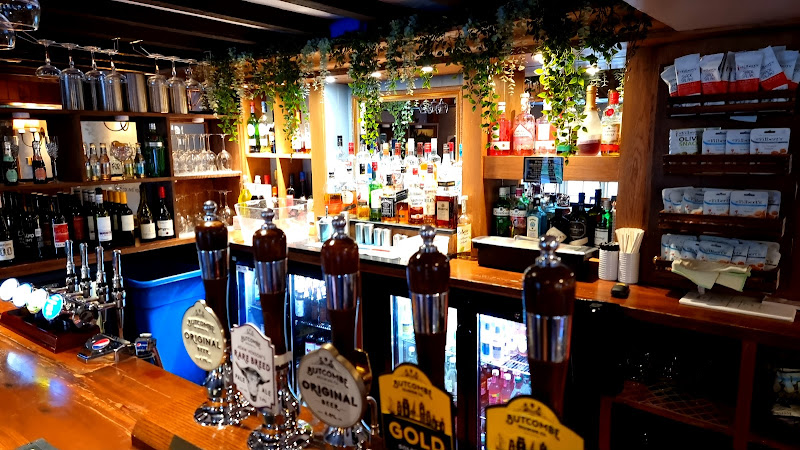 The Fox and Hounds, Theale — Reading