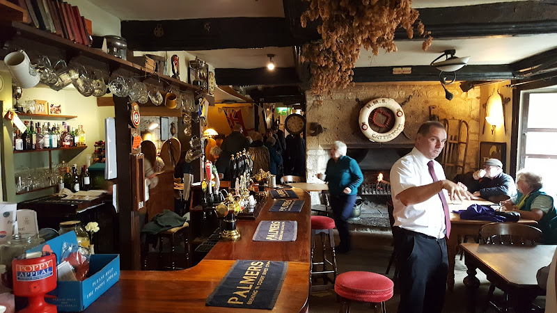 The Fox & Hounds Inn