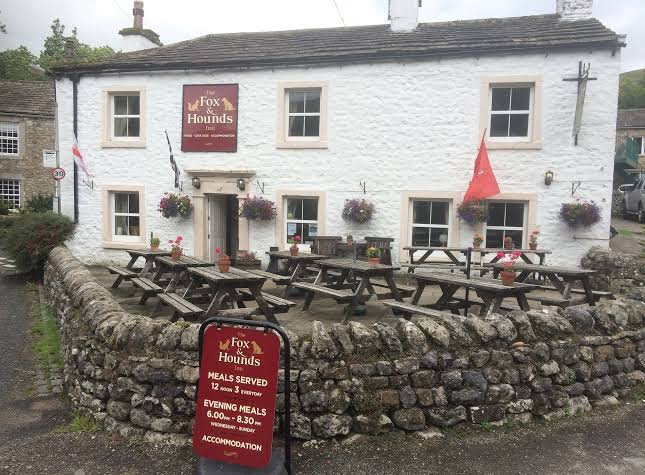 The Fox & Hounds Inn