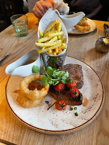 The Fuzzy Duck — Stratford-upon-Avon