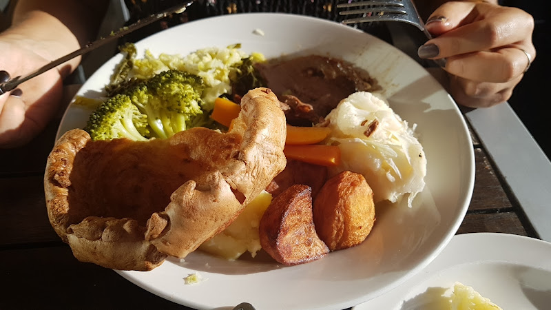 The Gauntlet Pub — Kenilworth
