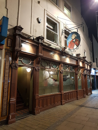 The General Elliot — Leeds
