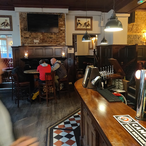 The Golden Fleece — London