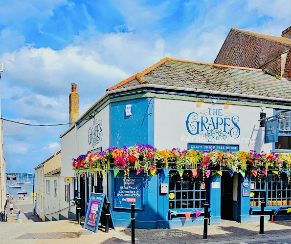 The Grapes Falmouth