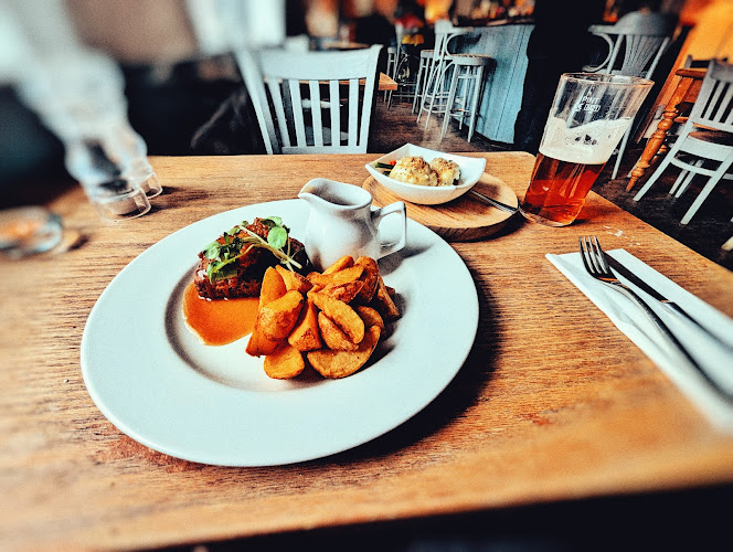 The Hampshire Arms — Farnham