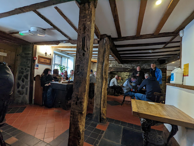 The Hand Inn (Llanrhaeadr-ym-Mochnant)