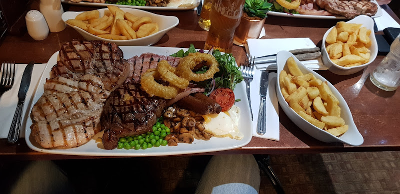 The Highwayman Inn