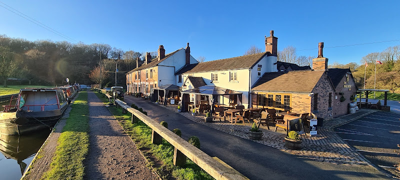 The Hollybush Inn