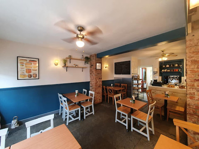 The Honey Bun Cafe — Bakewell