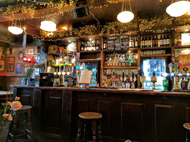 The Hop Poles