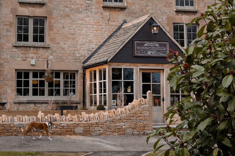 The Killingworth Castle Restaurant — Woodstock