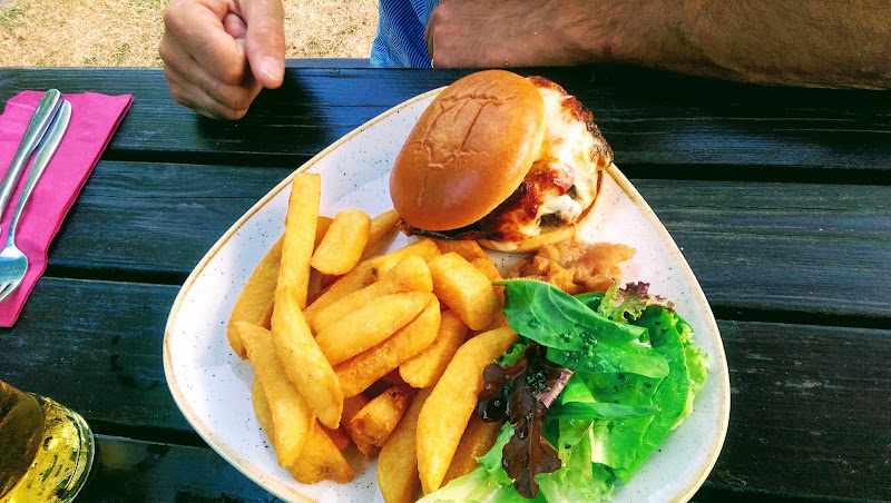 The King & Queen — West Malling