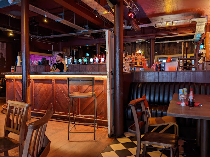 The Linen Hall Bar