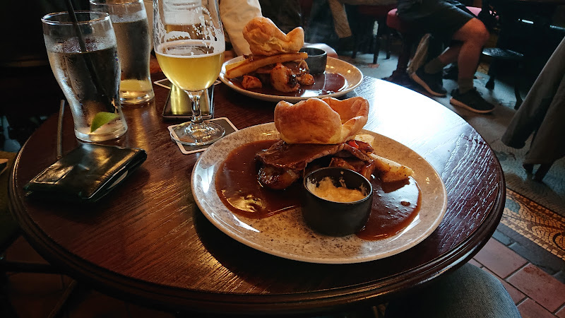 The Marble Arch Inn