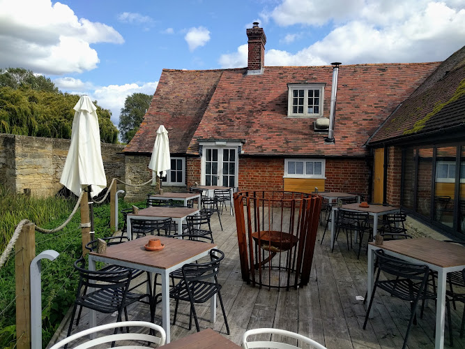 The Maybush Pub Newbridge