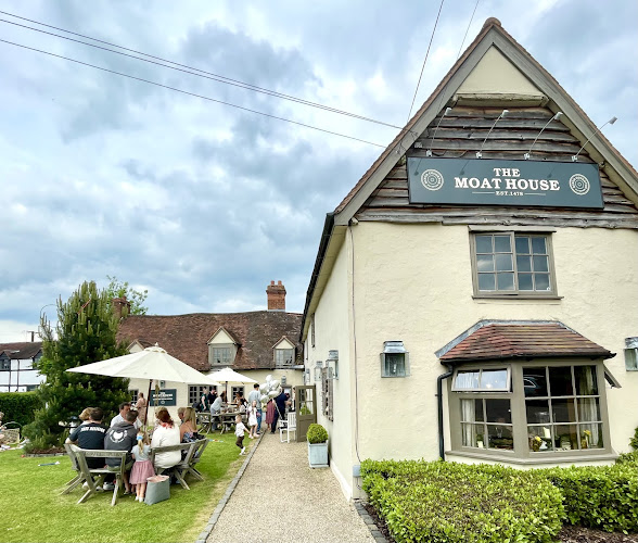 The Moat House Inn