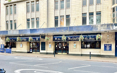The Moon Under Water - JD Wetherspoon