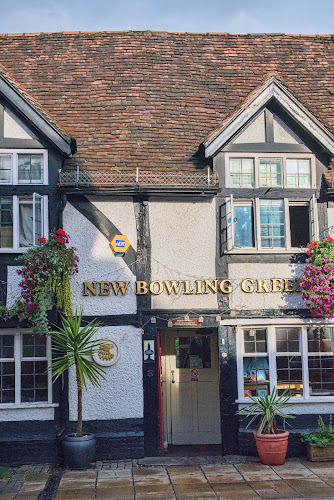 The New Bowling Green — Warwick