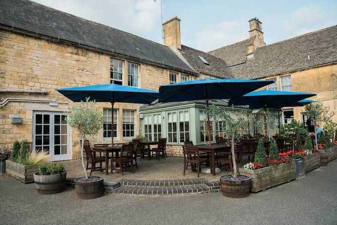The Noel Arms Hotel