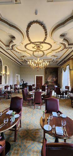 The Oak Room Restaurant