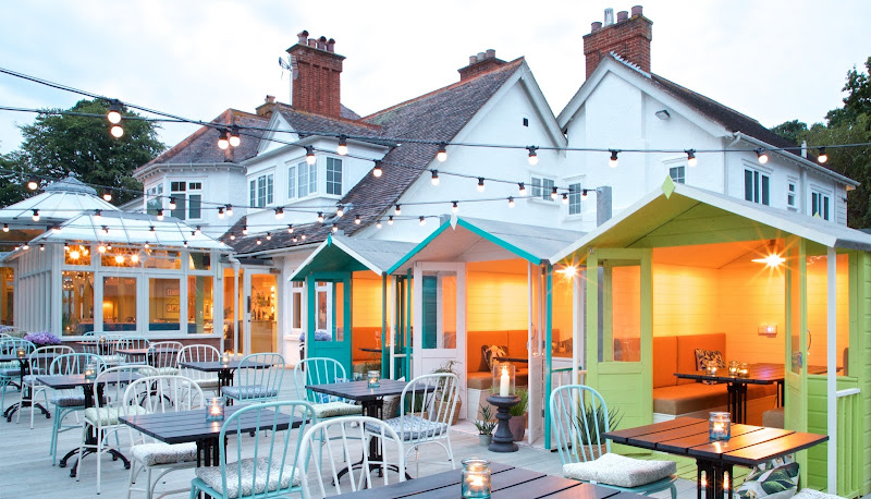 The Oaks, A Heartwood Inn