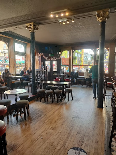 The Oxford Arms