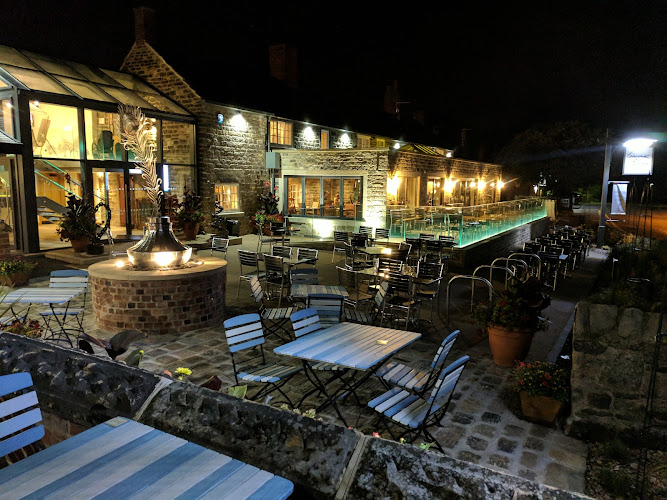 The Peacock At Barlow