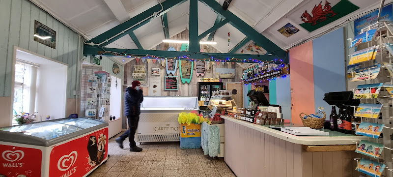 The Pilot House Cafe — Beaumaris