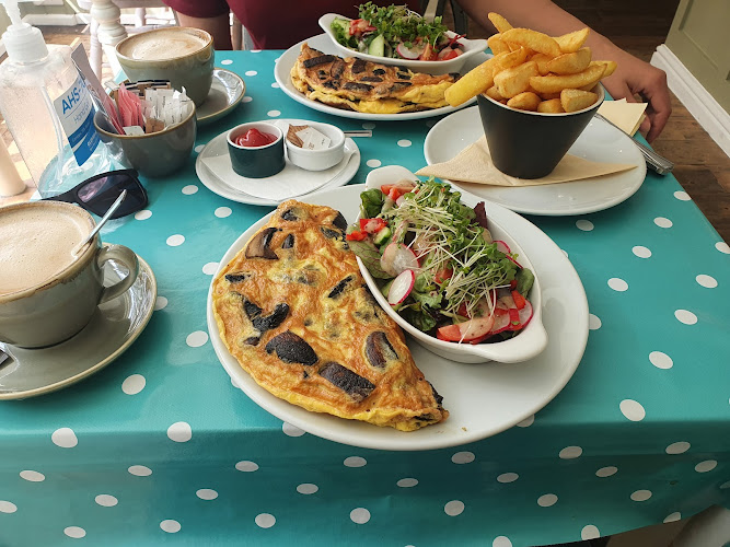 The Posh Partridge Cafe