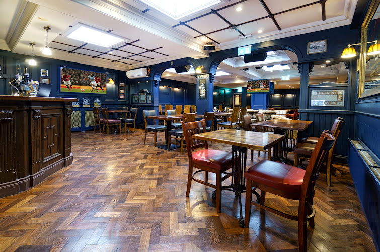The Quays Bar & Gastropub — Portrush
