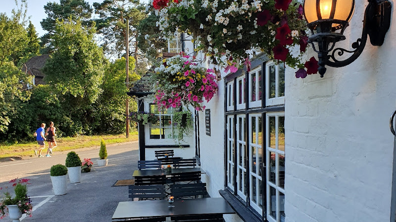 The Queens Head Dogmersfield