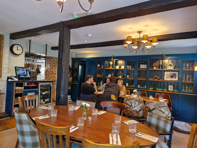 The Queen's Head — Guildford