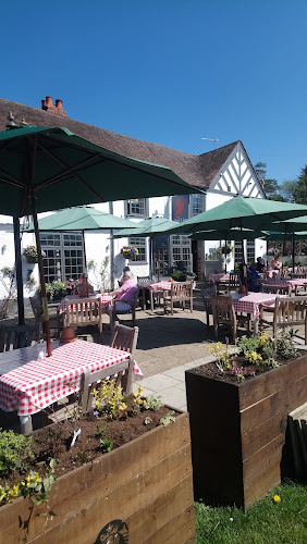 The Red Lion Hunningham — Leamington Spa