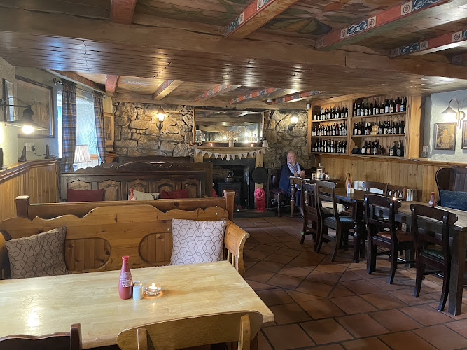 The Red Lion Inn — Dunfermline