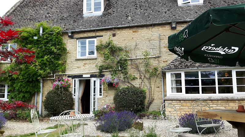 The Red Lion @ Little Compton
