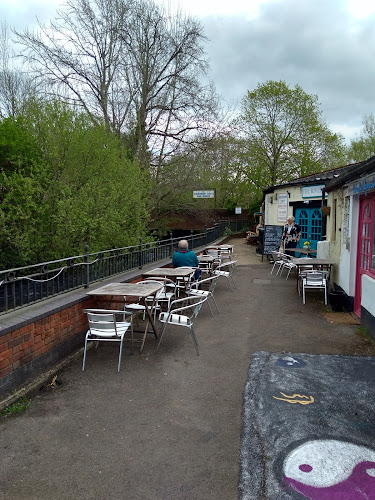 The Riverside Cafe — Precinct