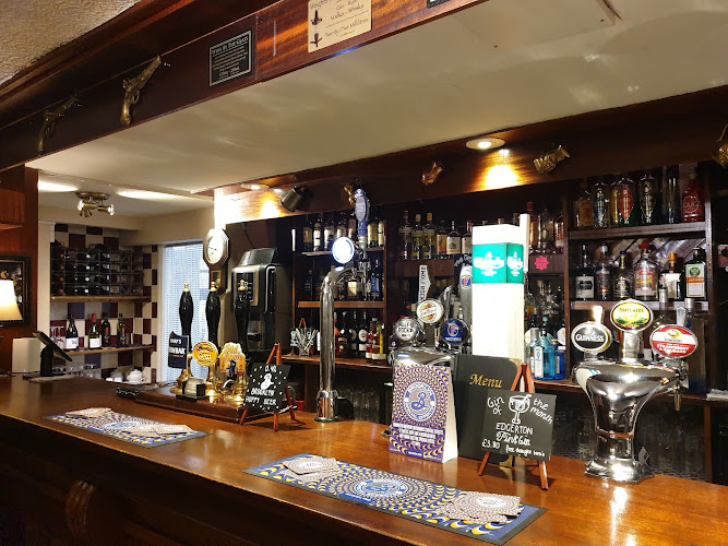 The Royal Oak Hawkeridge — Westbury