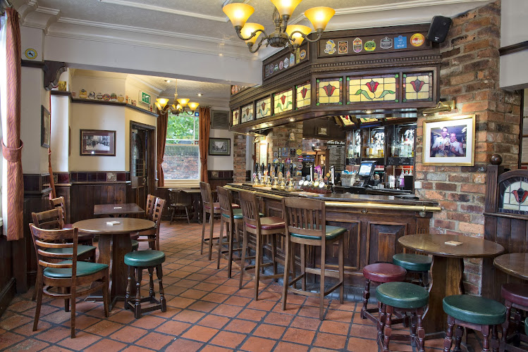 The Salmon — Leicester