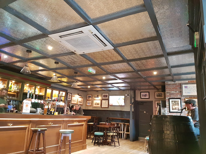 The Scotsman's Lounge — Edinburgh