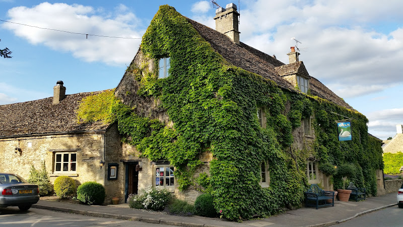 The Swan at Southrop