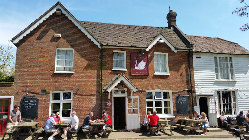 The Swan on the Green