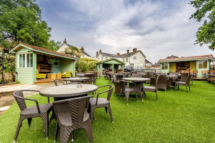 The Swan — Walton-on-Thames