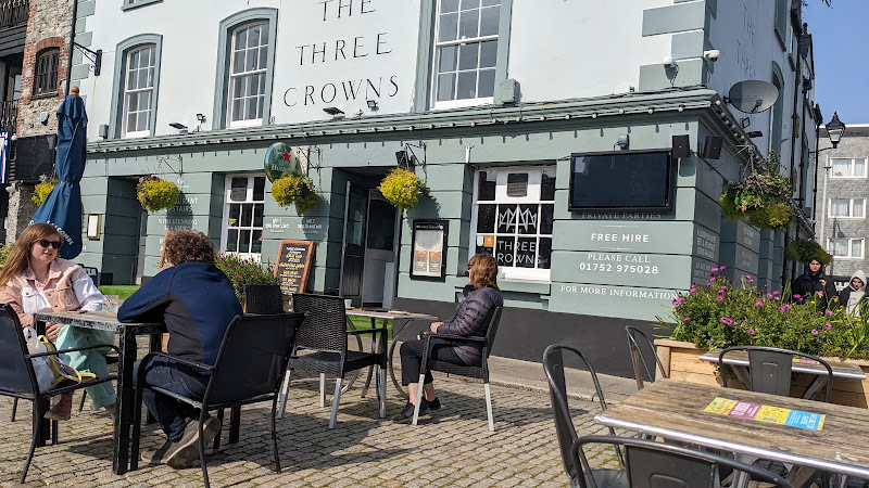 The Three Crowns