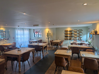 The Three Horseshoes