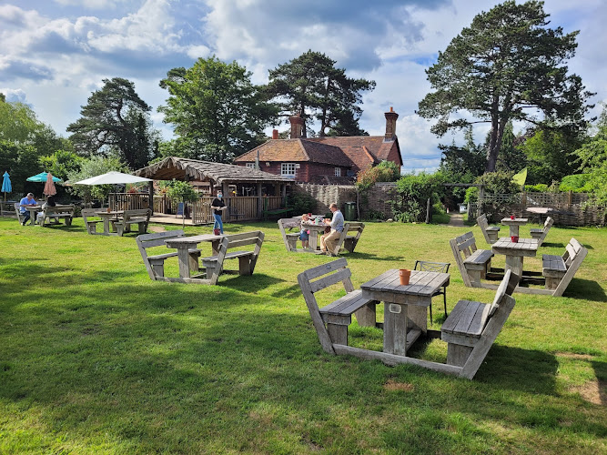 The Three Horseshoes — Godalming