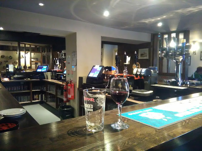 The Three Horseshoes Inn