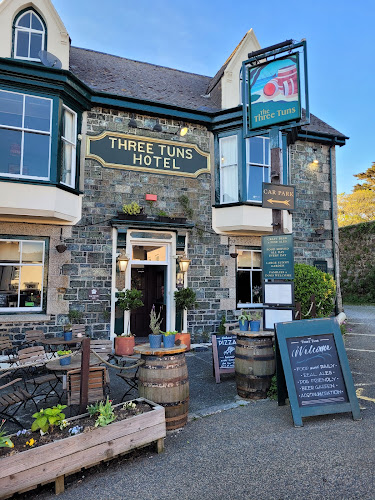 The Three Tuns