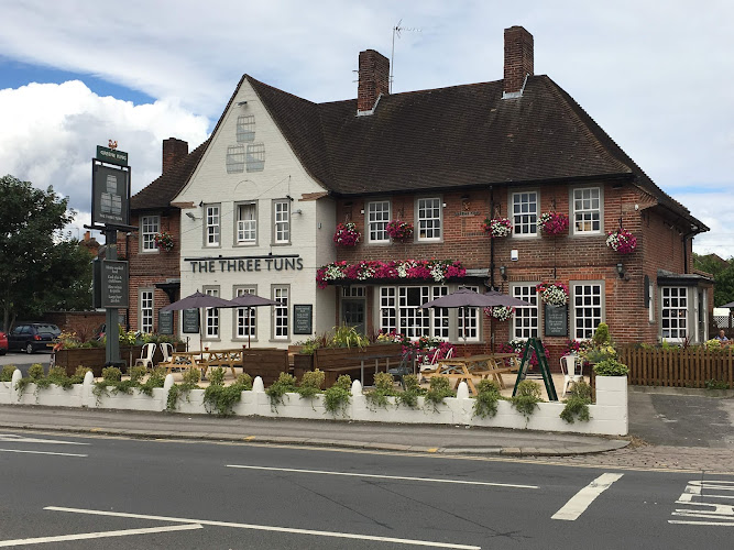 The Three Tuns — Reading